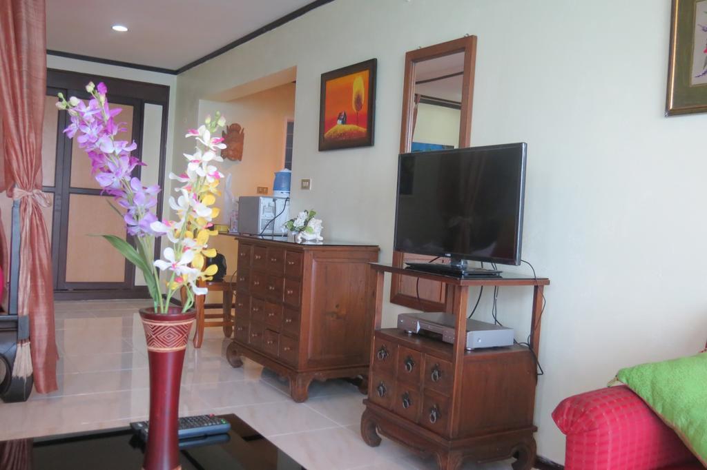Jomtien Plaza Suite Apartments Kültér fotó