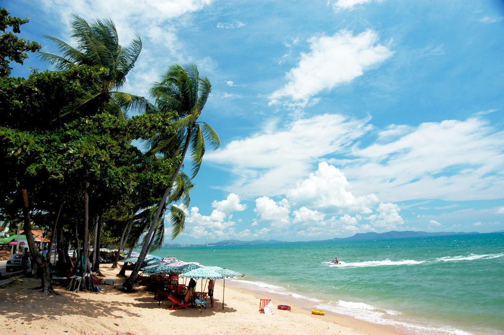 Jomtien Plaza Suite Apartments Kültér fotó